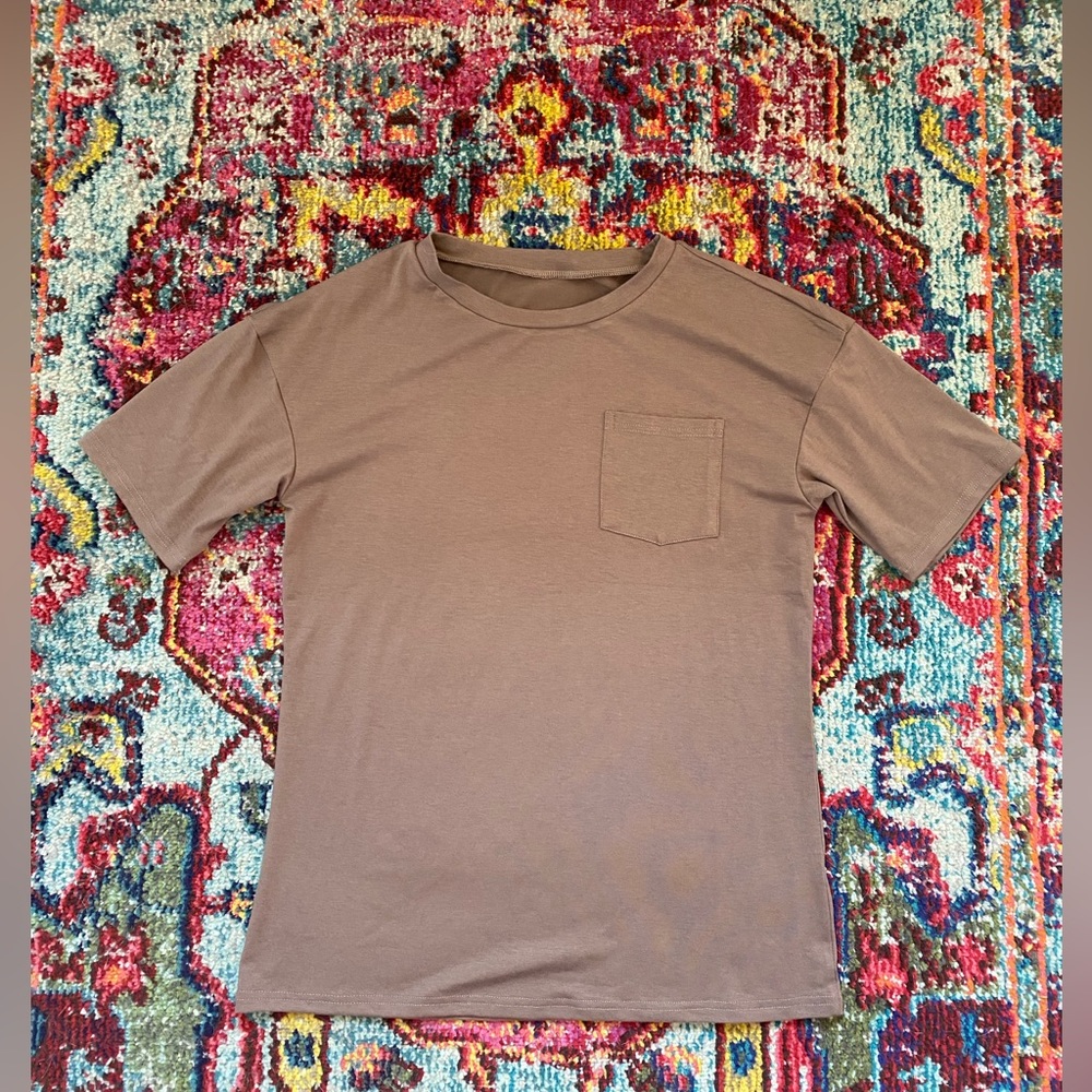 Brown crewneck pocket tee
